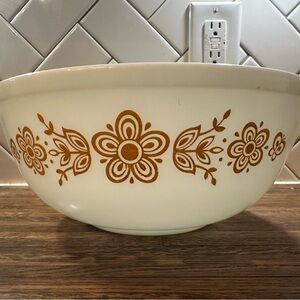 Pyrex Butterfly Gold 404 Mixing Bowl